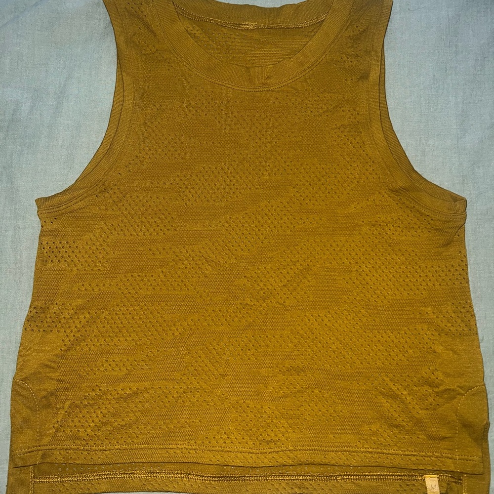 Lululemon mesh tank